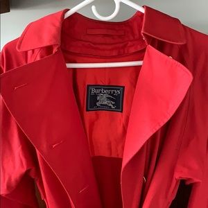 Burberry red trench with zip in wool liner
